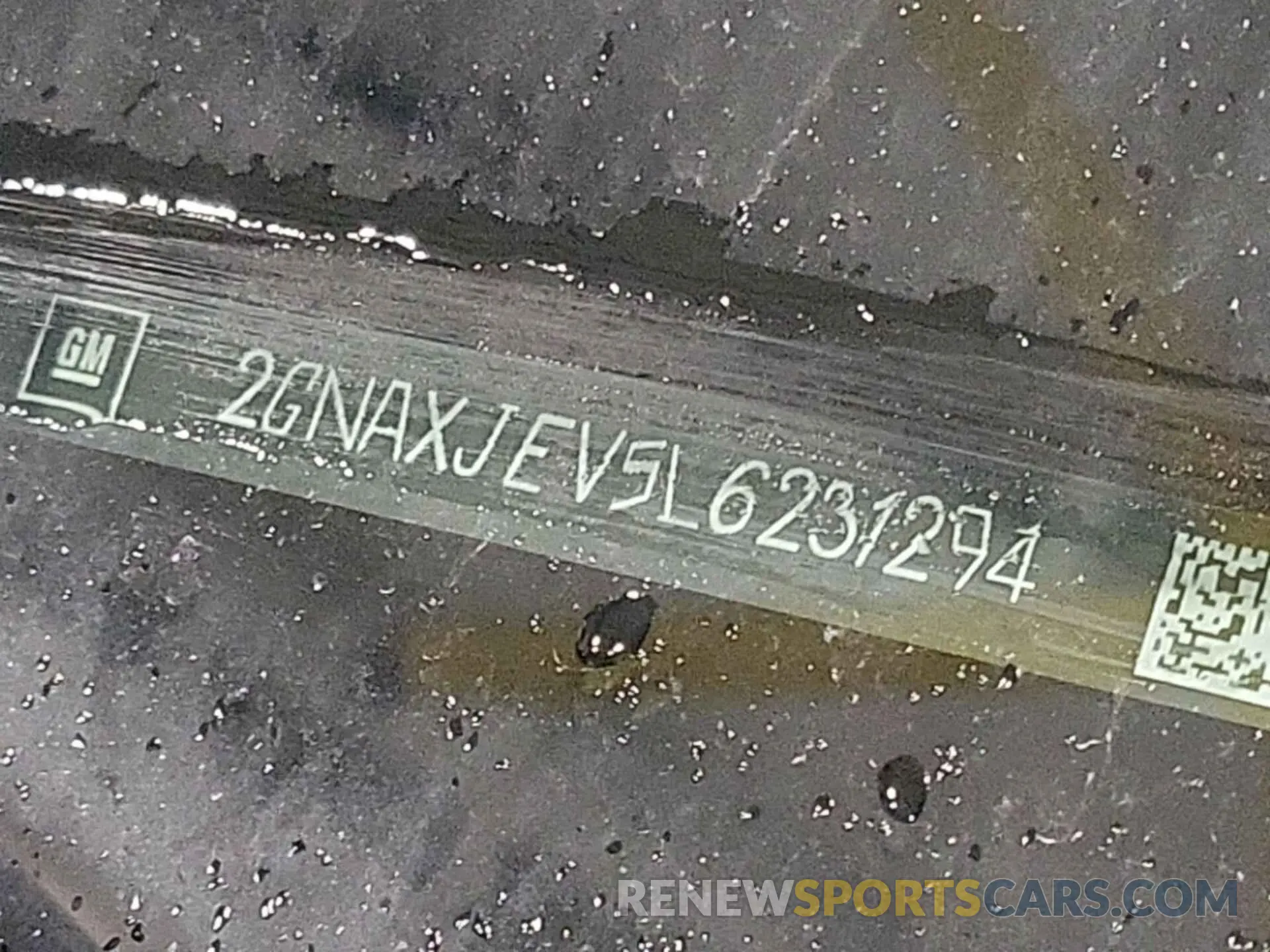 9 Photograph of a damaged car 2GNAXJEV5L6231294 CHEVROLET EQUINOX 2020