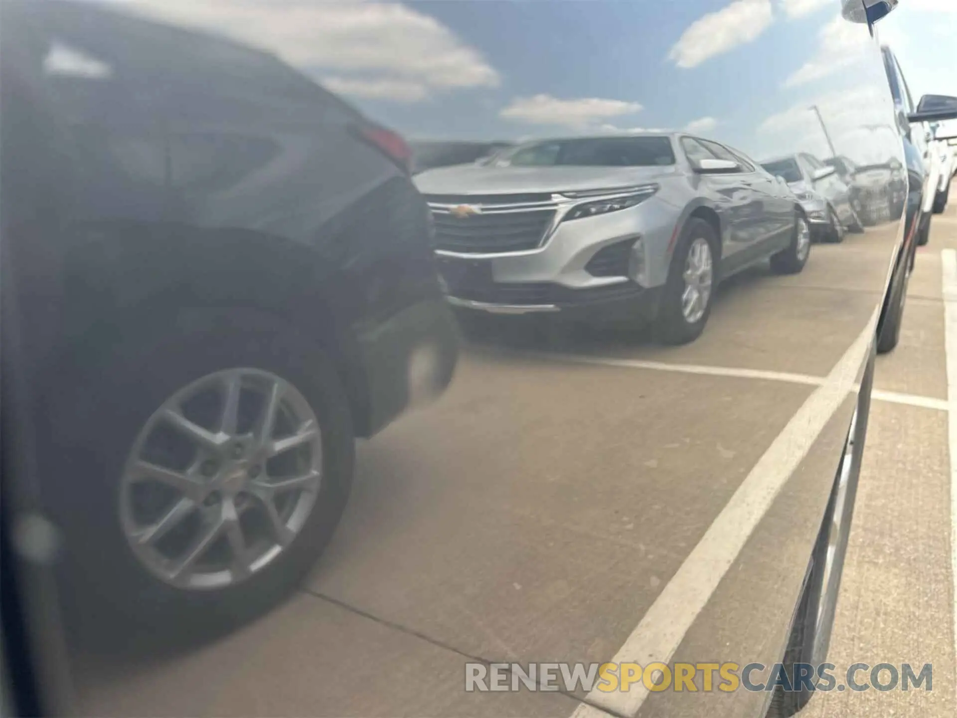 16 Фотография поврежденного автомобиля 2GNAXJEV5L6232686 CHEVROLET EQUINOX 2020