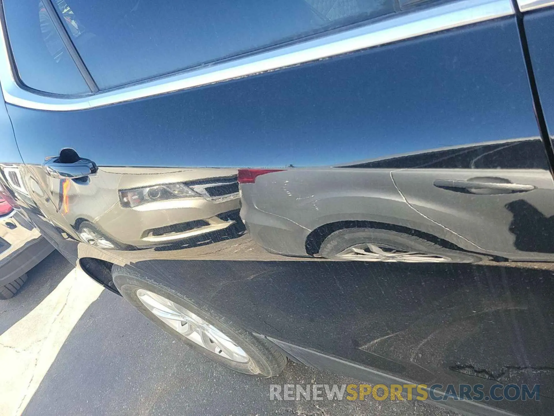 21 Photograph of a damaged car 2GNAXJEV5L6232932 CHEVROLET EQUINOX 2020