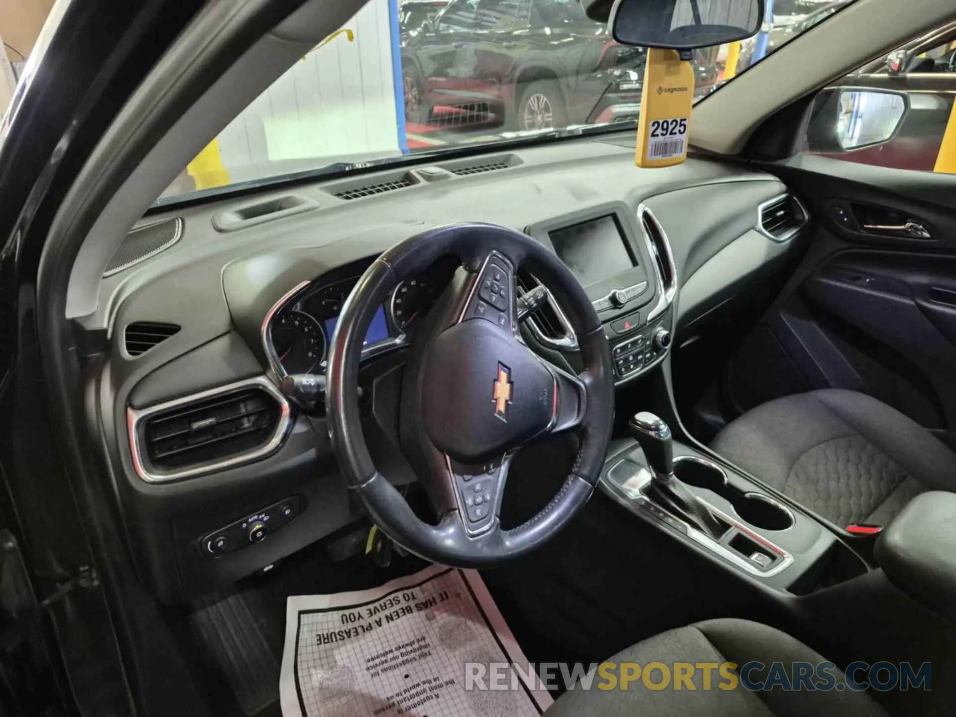 2 Фотография поврежденного автомобиля 2GNAXJEV5L6238925 CHEVROLET EQUINOX 2020