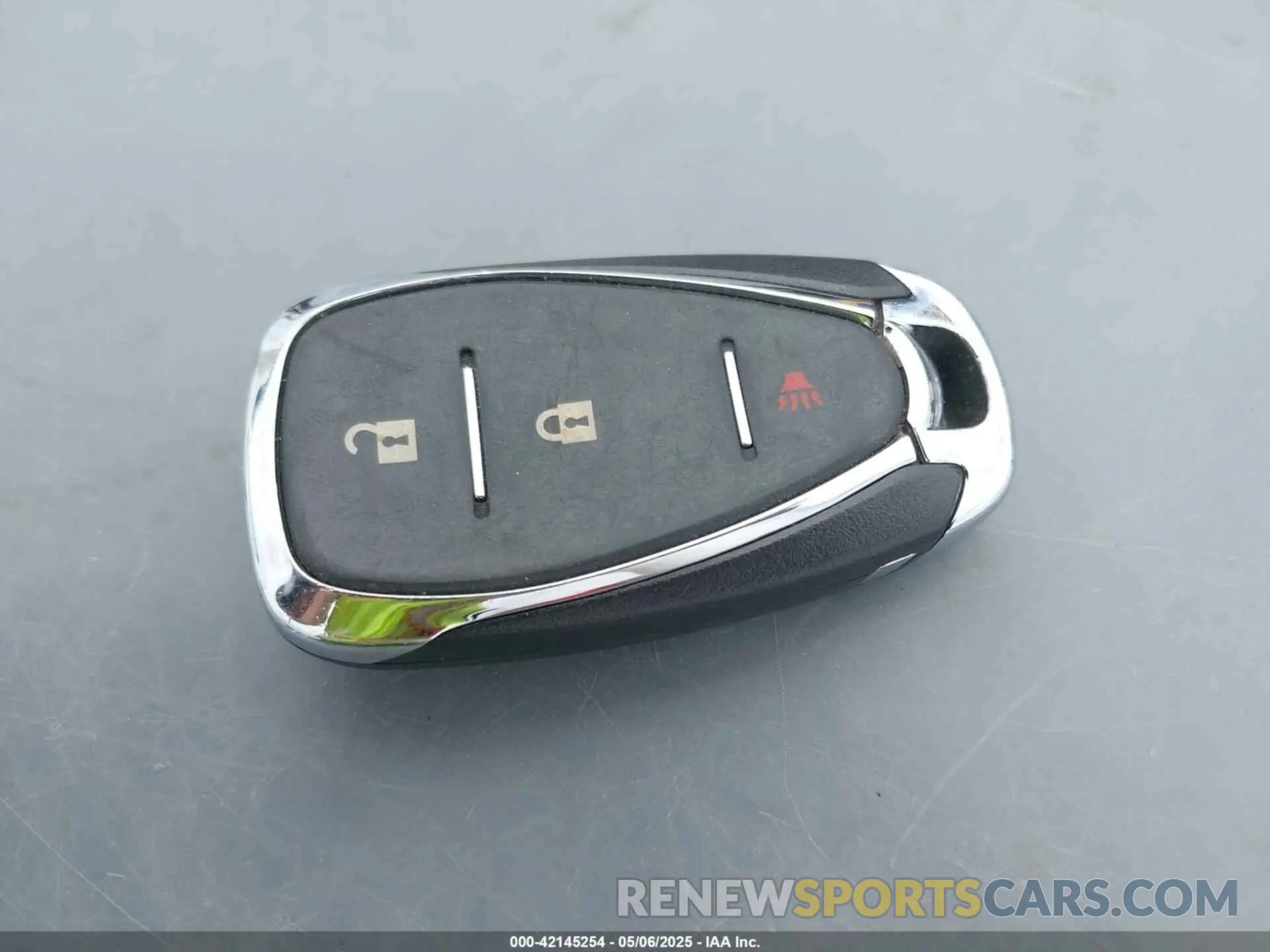 11 Photograph of a damaged car 2GNAXJEV5L6243512 CHEVROLET EQUINOX 2020