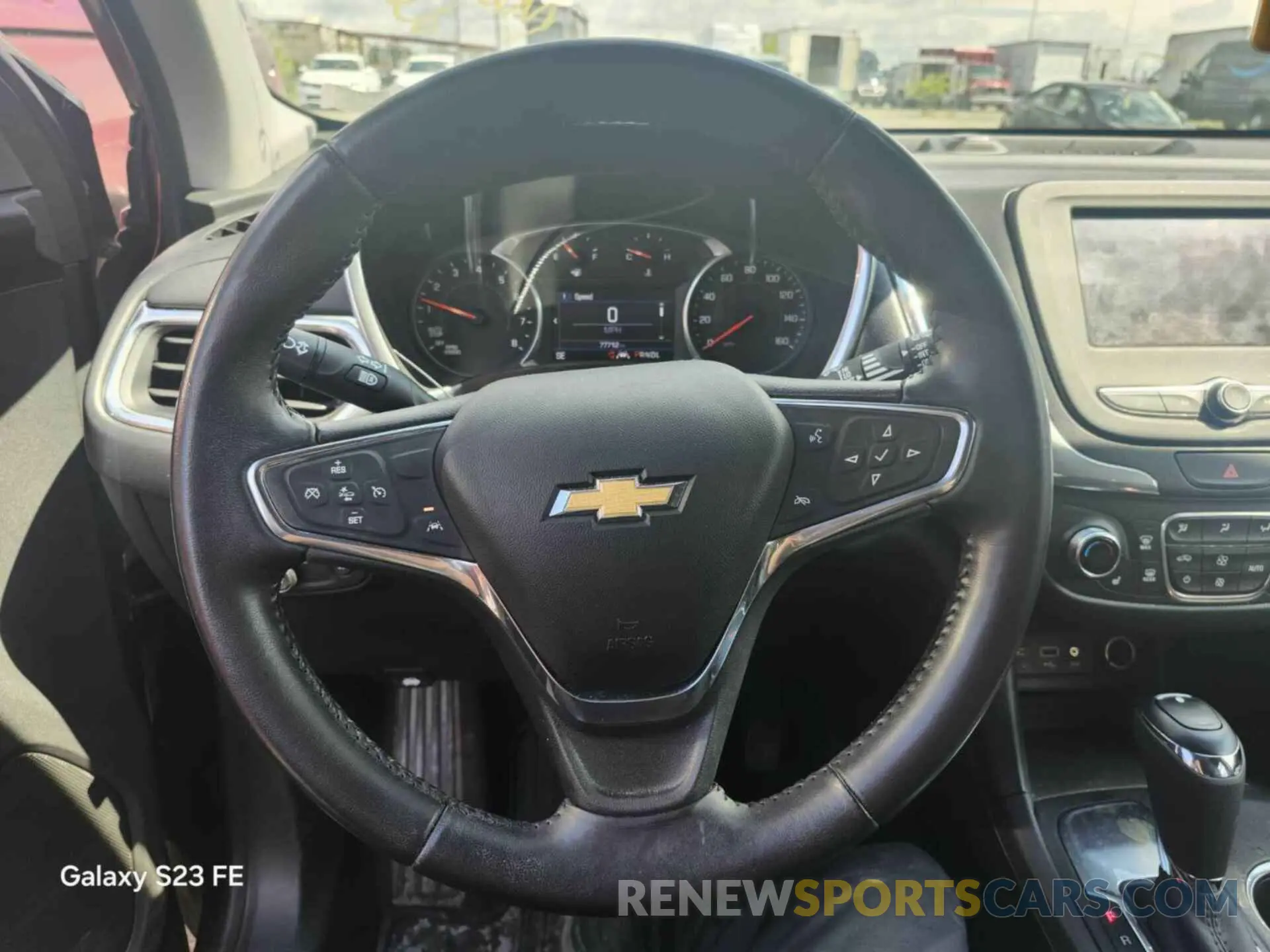 11 Photograph of a damaged car 2GNAXJEV6L6154659 CHEVROLET EQUINOX 2020