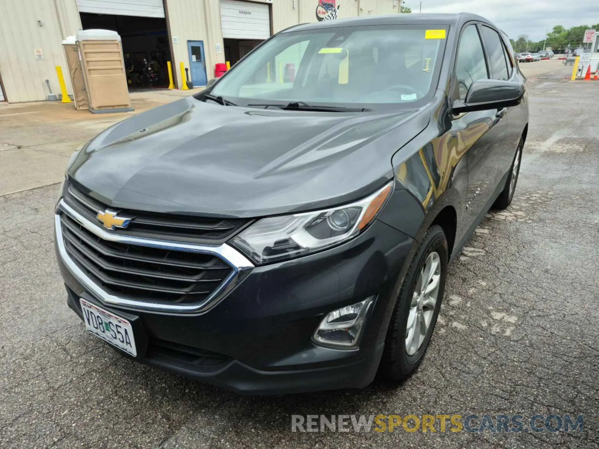 27 Photograph of a damaged car 2GNAXJEV6L6154659 CHEVROLET EQUINOX 2020