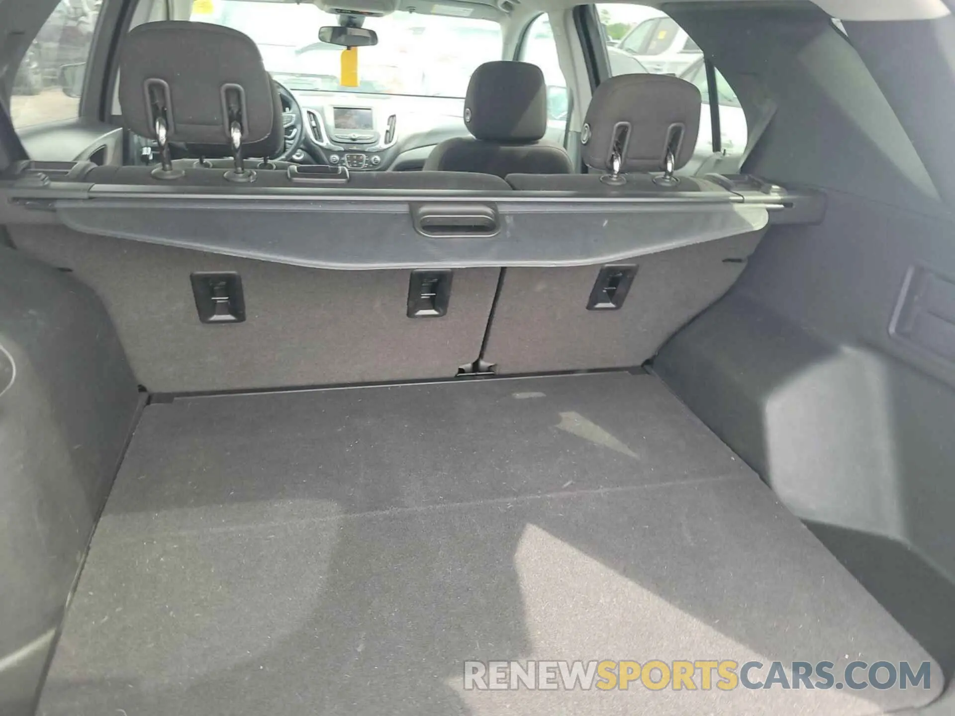 18 Фотография поврежденного автомобиля 2GNAXJEV6L6156203 CHEVROLET EQUINOX 2020
