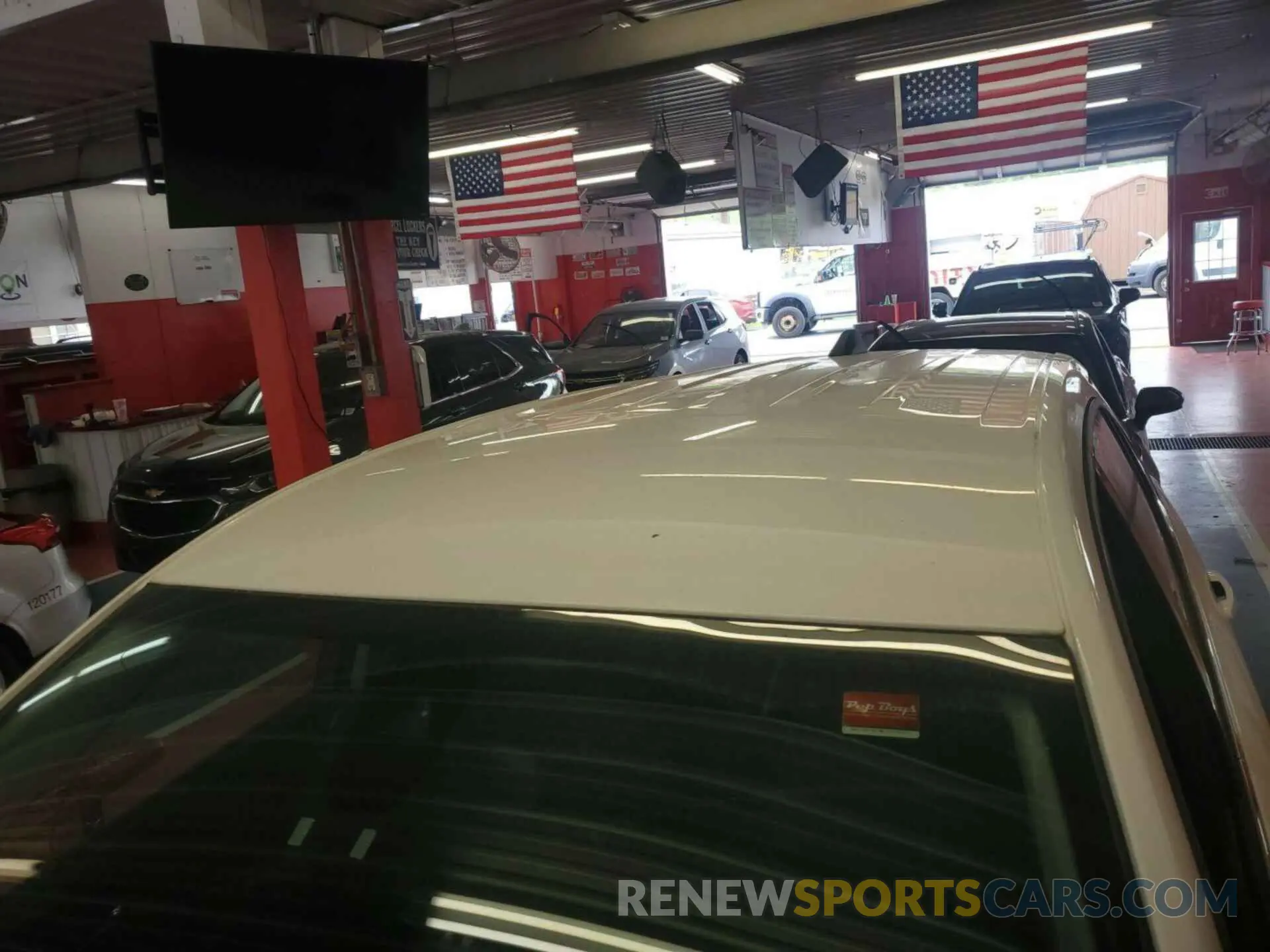 11 Фотография поврежденного автомобиля 2GNAXJEV6L6230476 CHEVROLET EQUINOX 2020