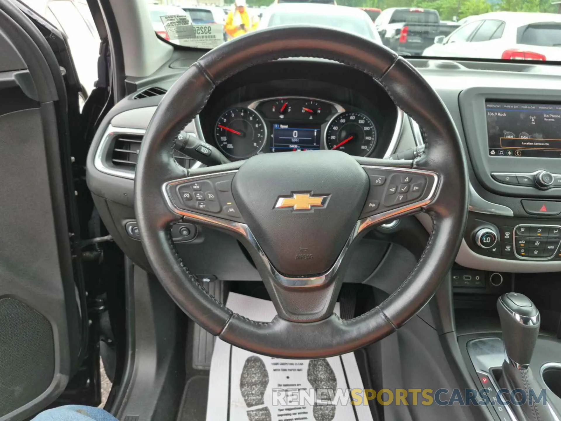 30 Photograph of a damaged car 2GNAXJEV6L6232146 CHEVROLET EQUINOX 2020