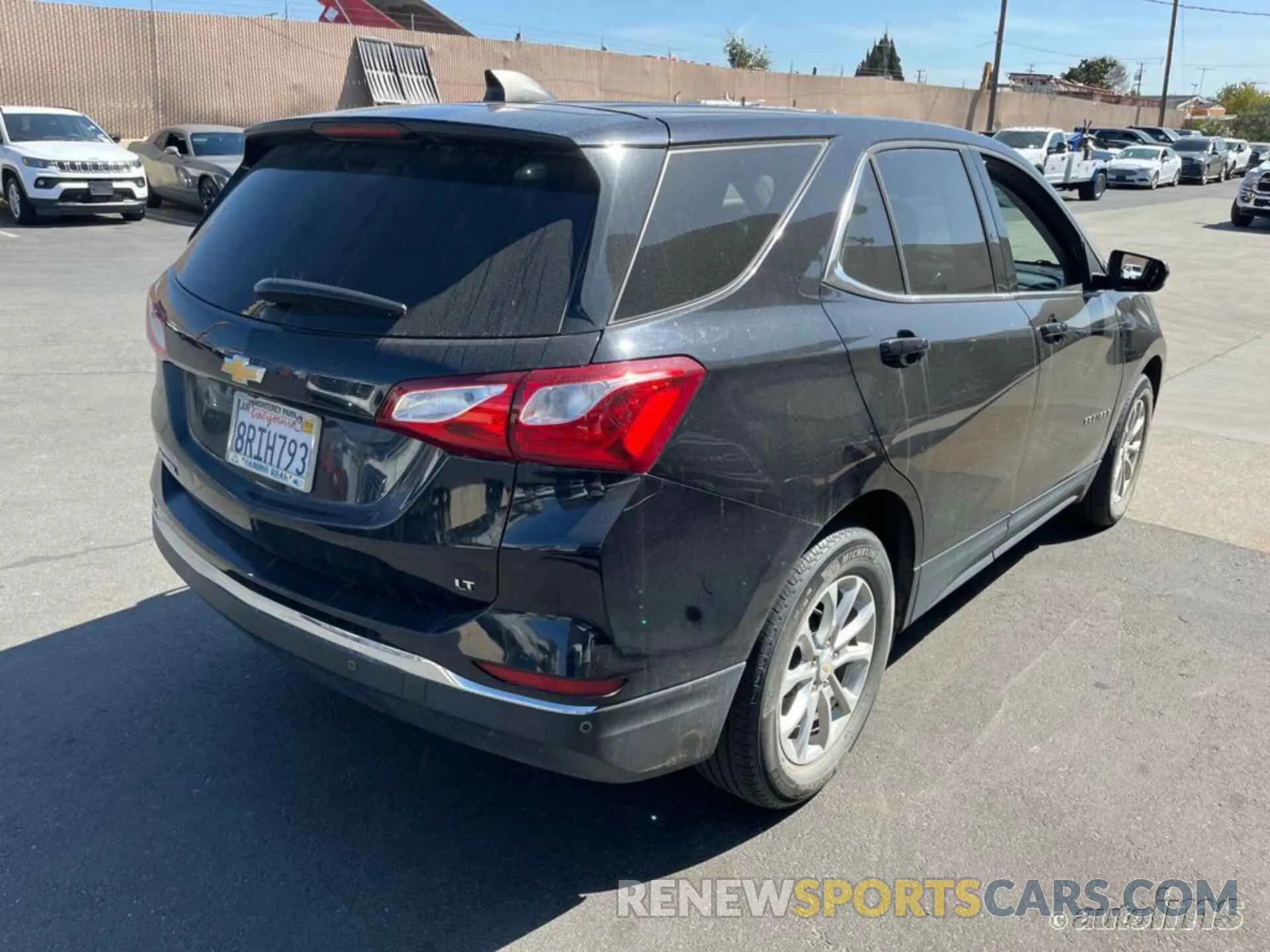 17 Фотография поврежденного автомобиля 2GNAXJEV6L6241509 CHEVROLET EQUINOX 2020