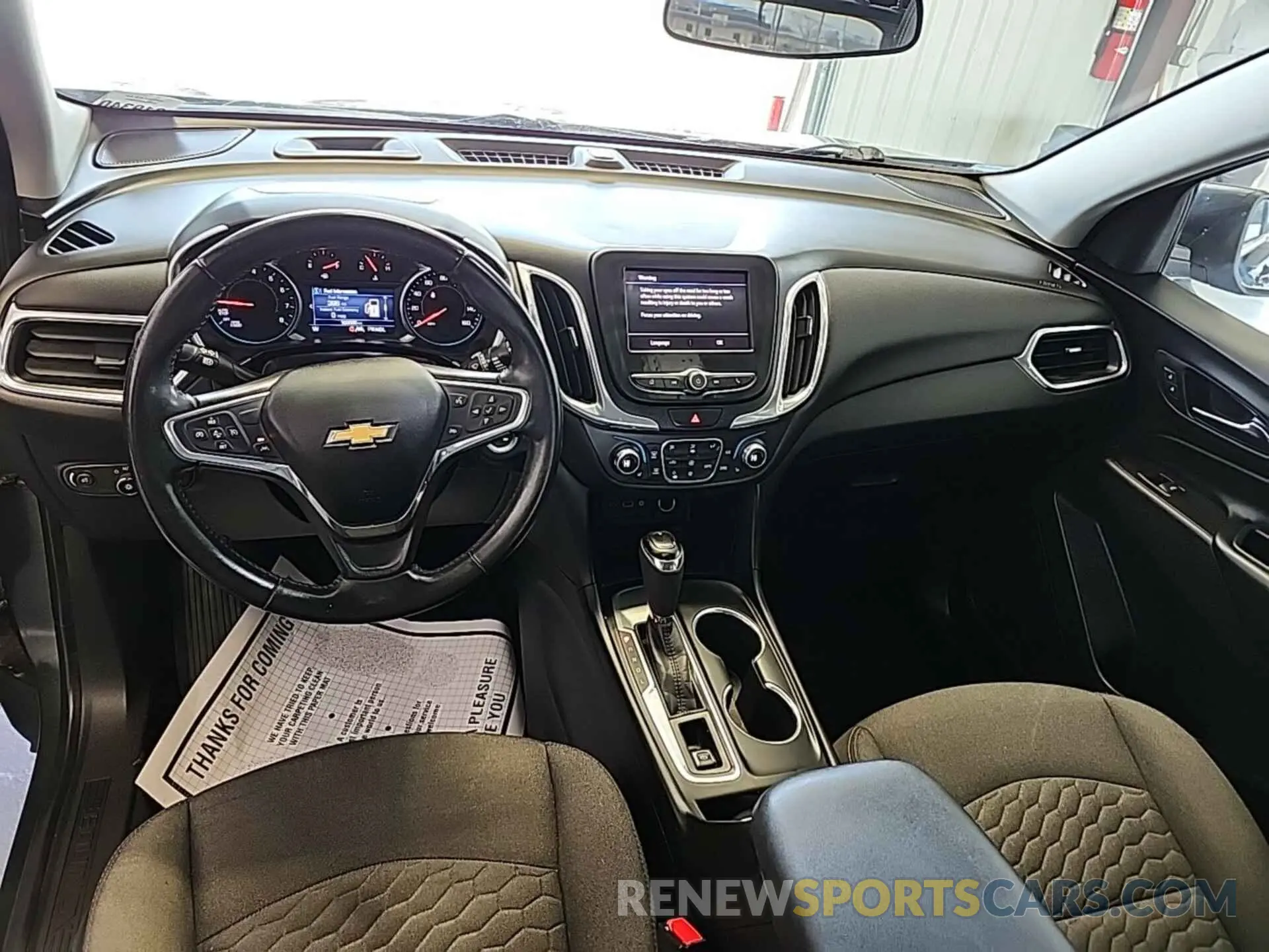 3 Photograph of a damaged car 2GNAXJEV7L6157473 CHEVROLET EQUINOX 2020