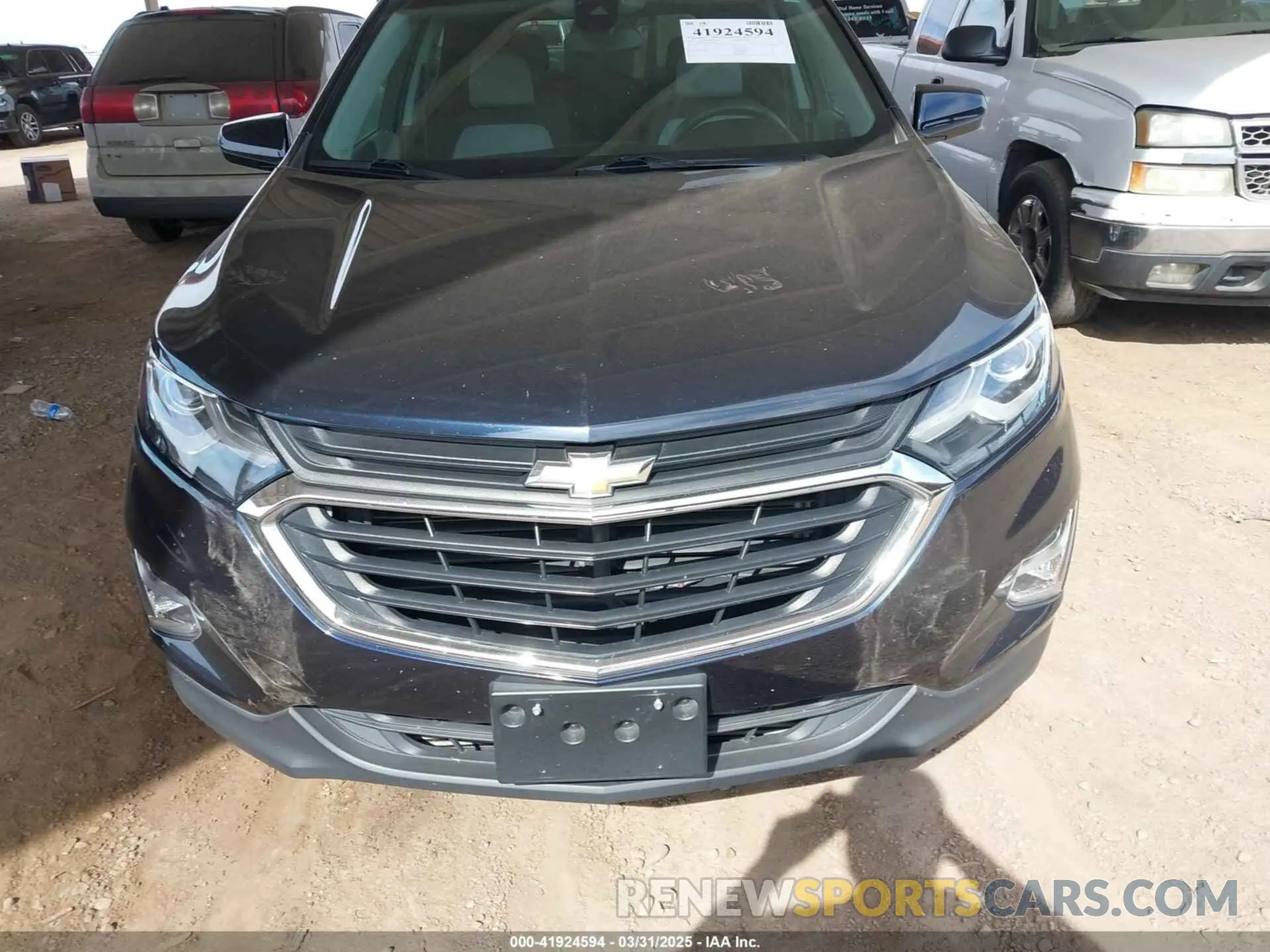 12 Photograph of a damaged car 2GNAXJEV7L6223830 CHEVROLET EQUINOX 2020