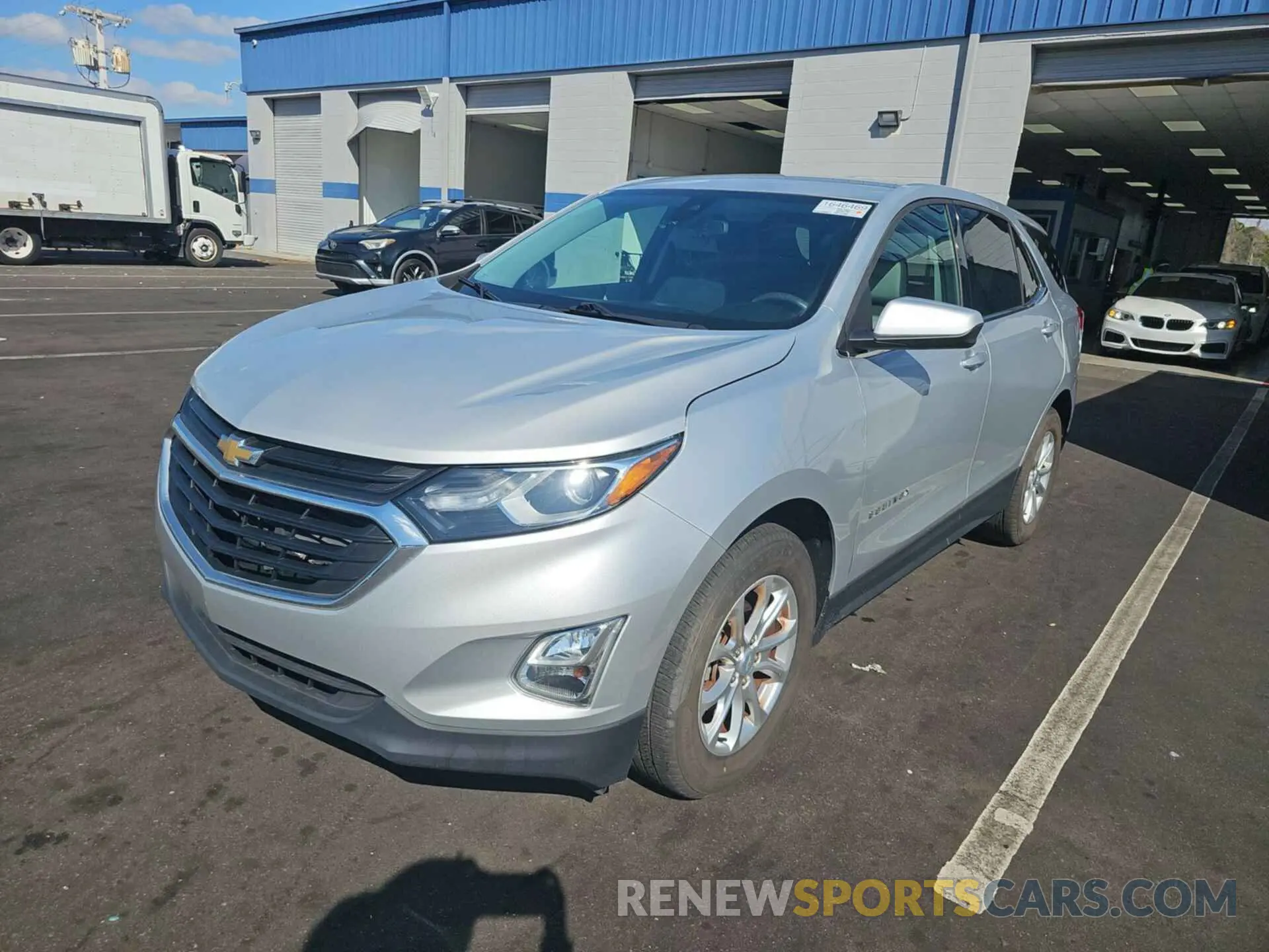 7 Photograph of a damaged car 2GNAXJEV7L6232365 CHEVROLET EQUINOX 2020