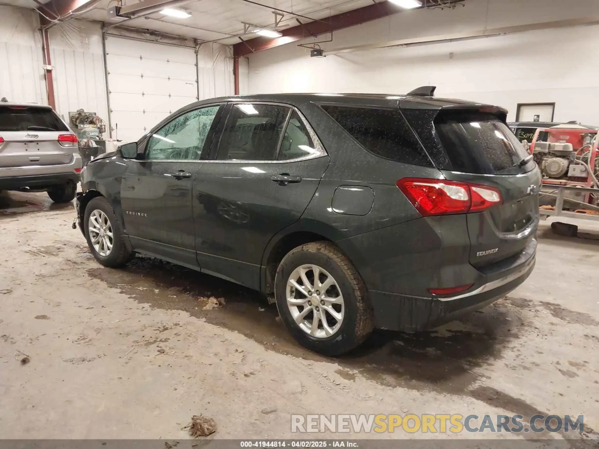 3 Photograph of a damaged car 2GNAXJEV7L6259405 CHEVROLET EQUINOX 2020