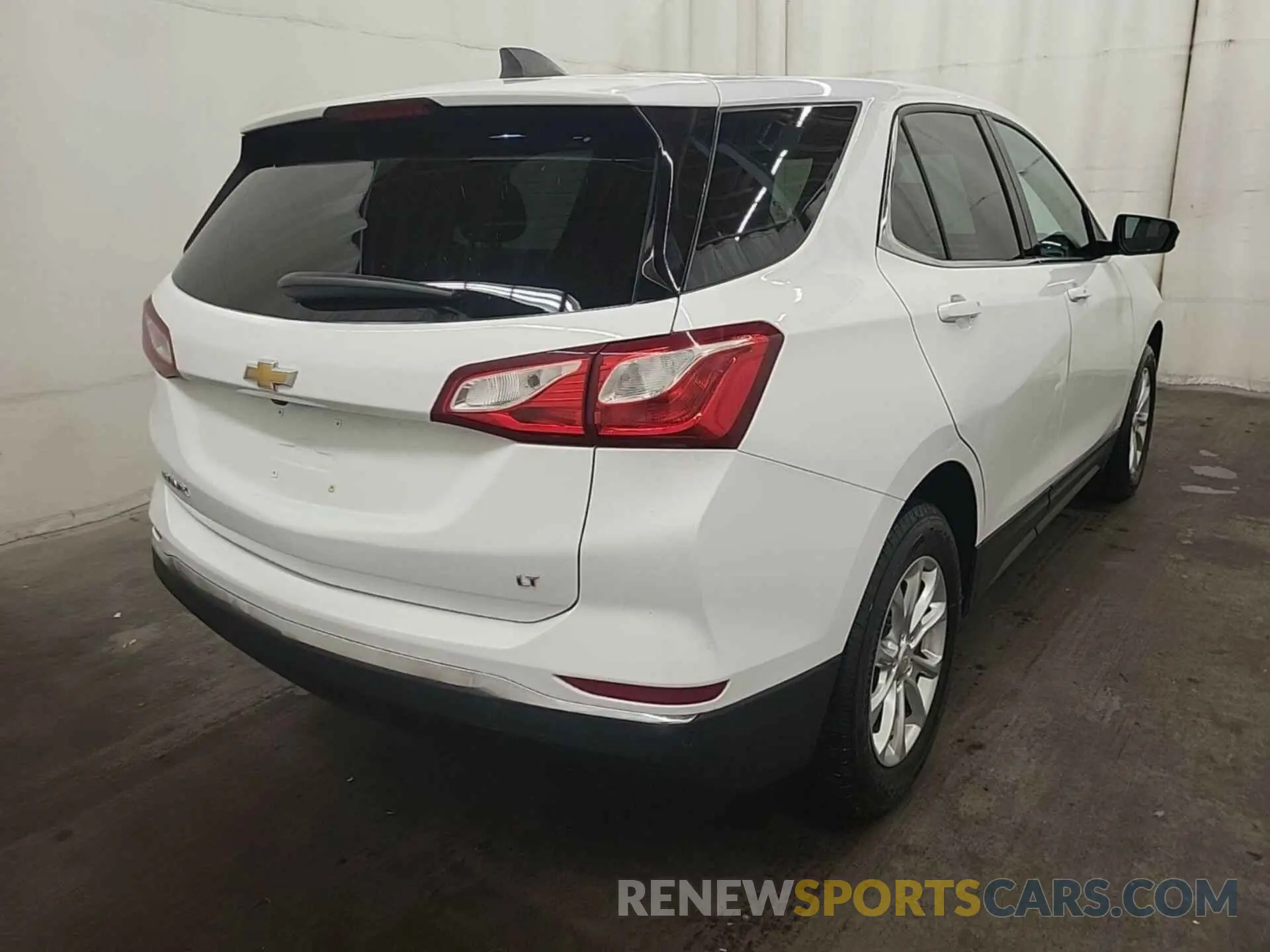 13 Фотография поврежденного автомобиля 2GNAXJEV8L6233511 CHEVROLET EQUINOX 2020