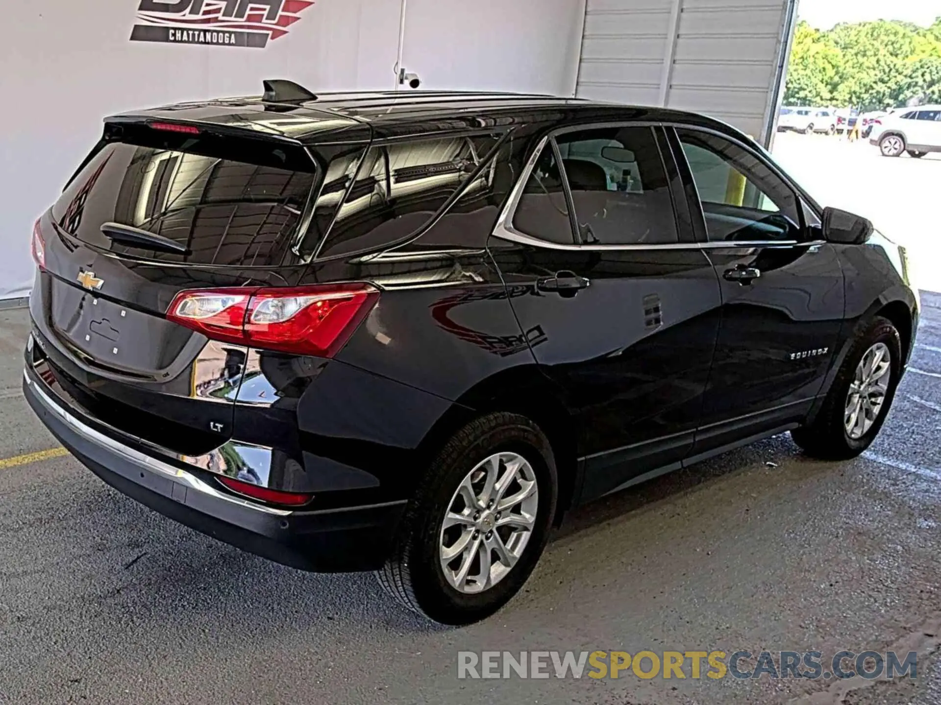 32 Фотография поврежденного автомобиля 2GNAXJEV9L6154610 CHEVROLET EQUINOX 2020