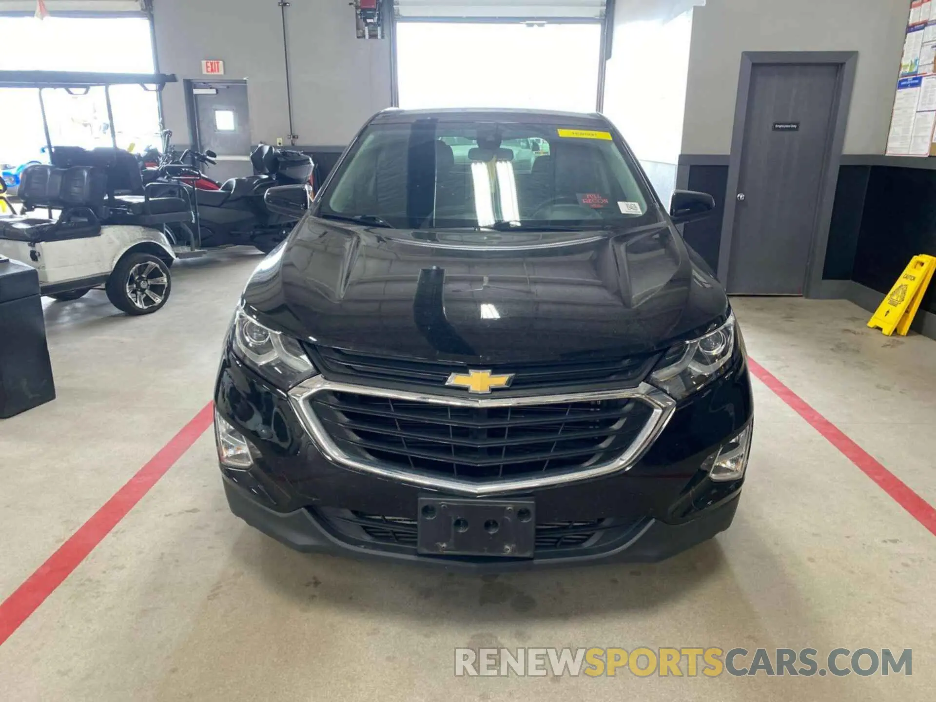 12 Photograph of a damaged car 2GNAXJEV9L6155286 CHEVROLET EQUINOX 2020