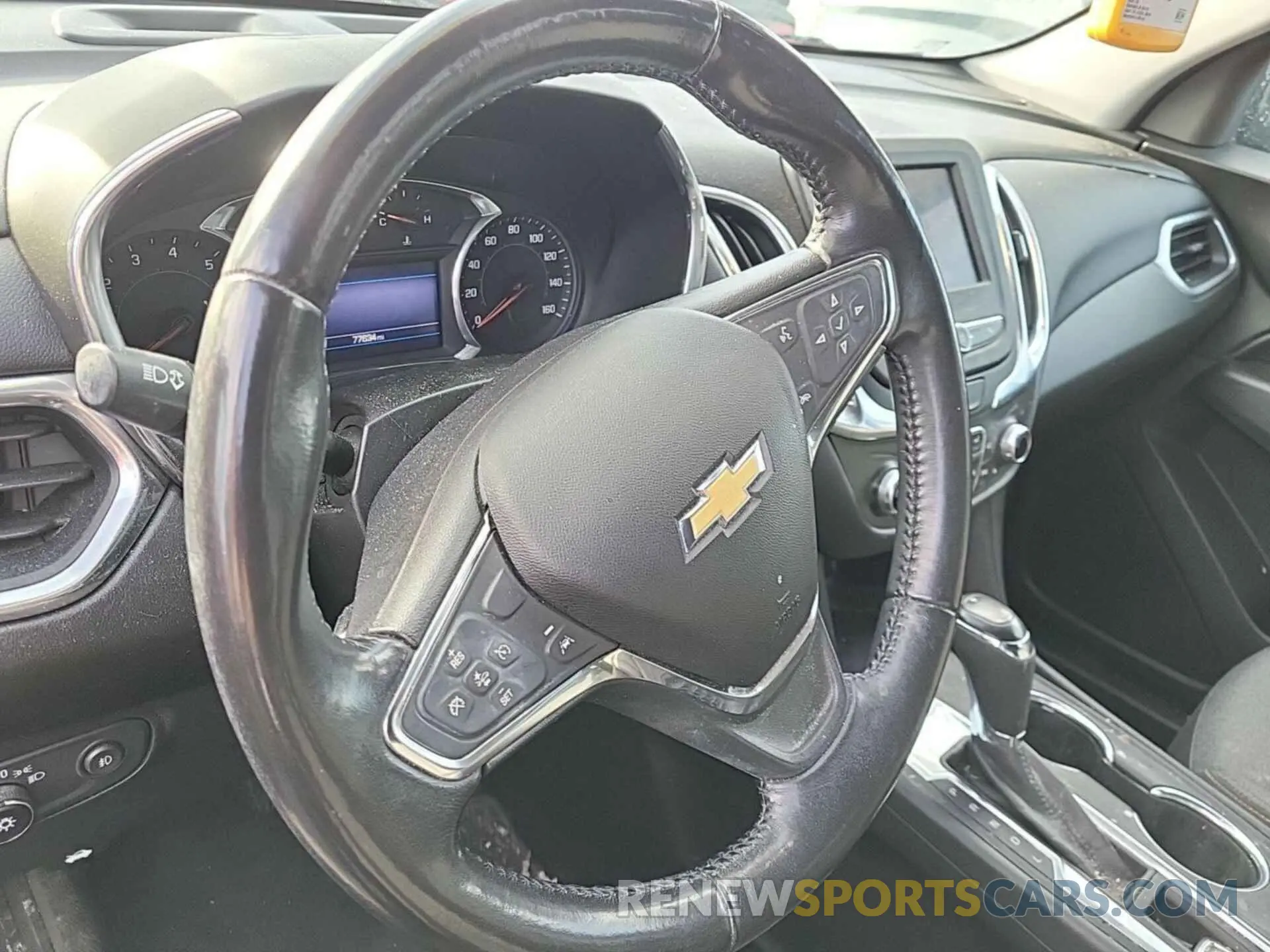 10 Photograph of a damaged car 2GNAXJEV9L6231587 CHEVROLET EQUINOX 2020