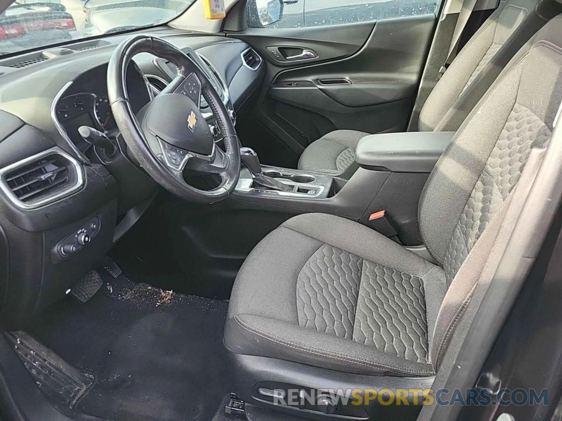 16 Photograph of a damaged car 2GNAXJEV9L6231587 CHEVROLET EQUINOX 2020