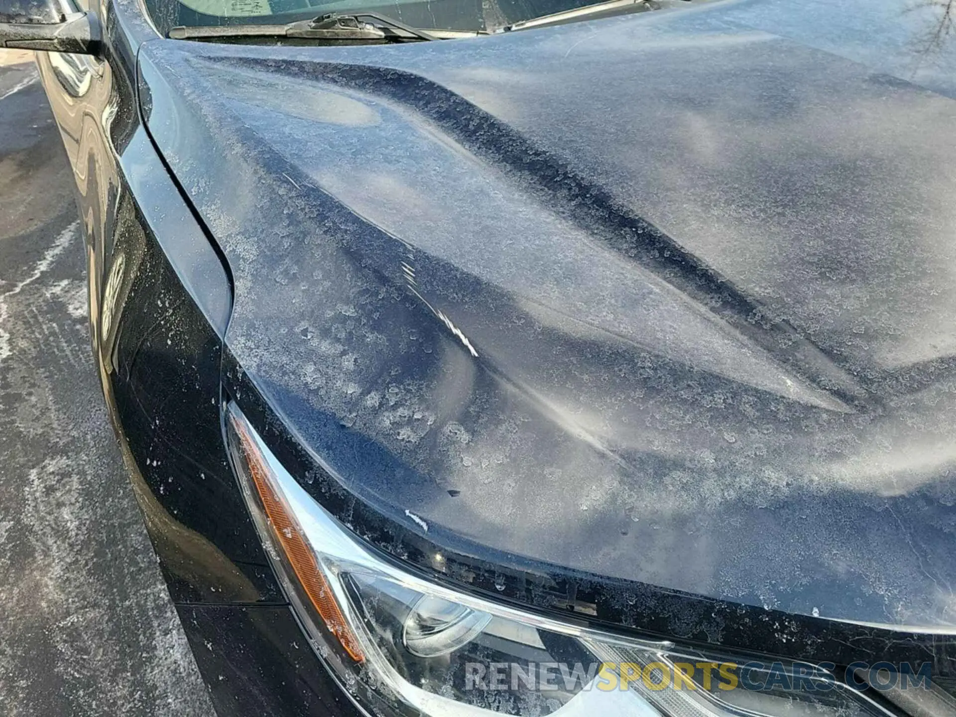 21 Photograph of a damaged car 2GNAXJEV9L6231587 CHEVROLET EQUINOX 2020