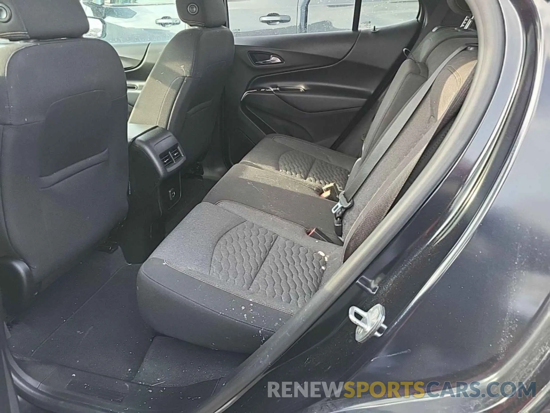 23 Photograph of a damaged car 2GNAXJEV9L6231587 CHEVROLET EQUINOX 2020