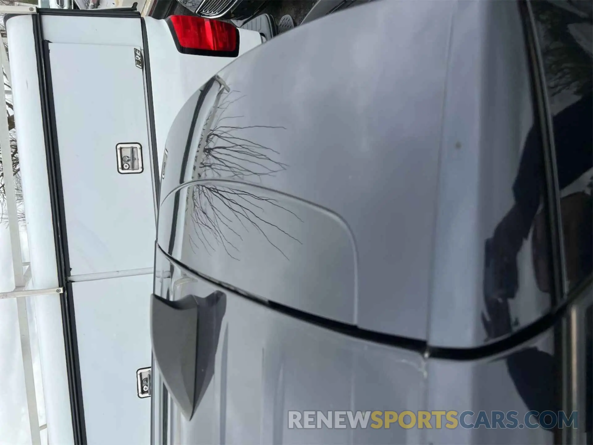 9 Photograph of a damaged car 2GNAXJEV9L6231587 CHEVROLET EQUINOX 2020
