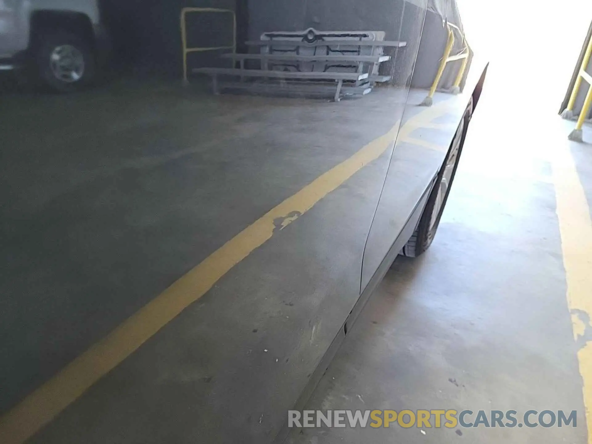 17 Photograph of a damaged car 2GNAXJEV9L6233159 CHEVROLET EQUINOX 2020