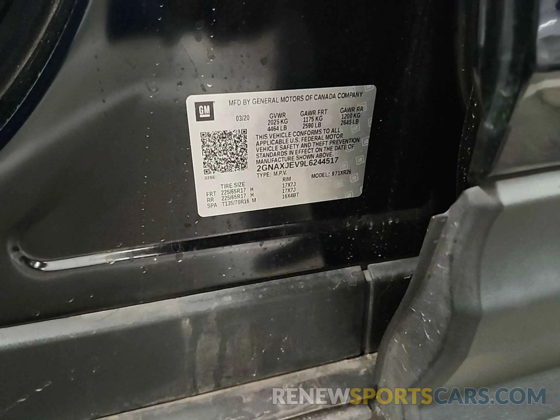 8 Photograph of a damaged car 2GNAXJEV9L6244517 CHEVROLET EQUINOX 2020