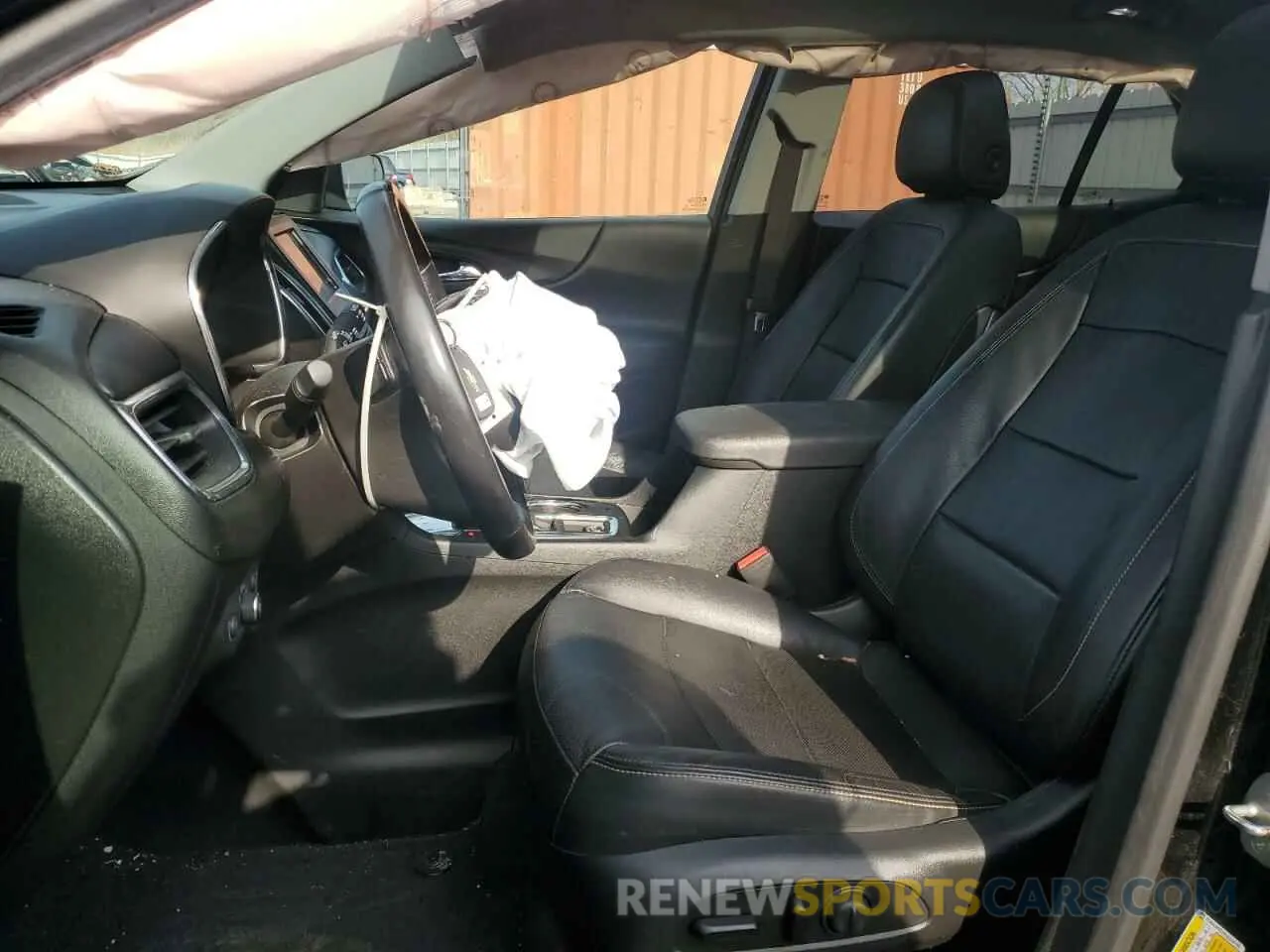 7 Photograph of a damaged car 2GNAXKEV0L6113742 CHEVROLET EQUINOX 2020