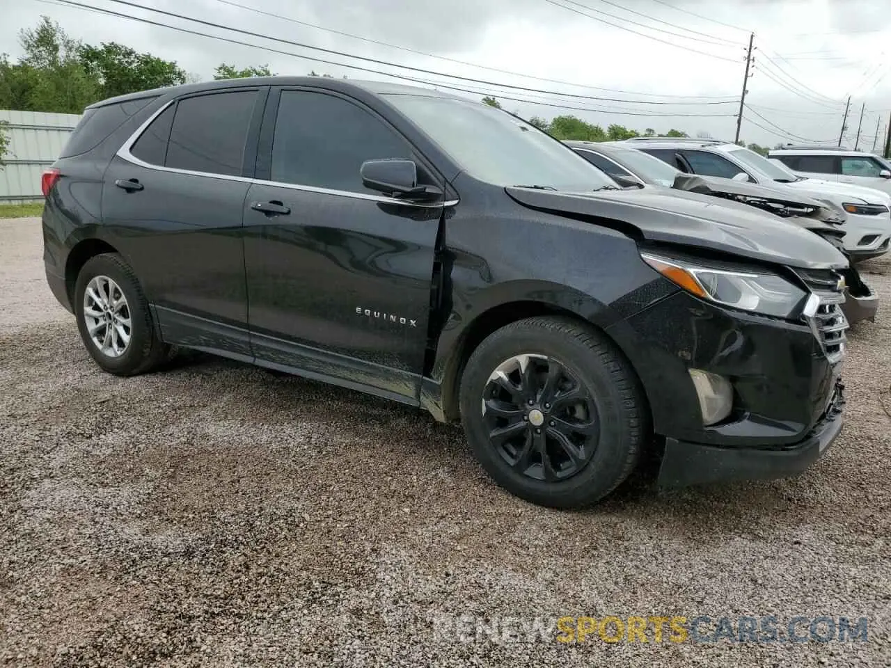 4 Photograph of a damaged car 2GNAXKEV0L6223125 CHEVROLET EQUINOX 2020