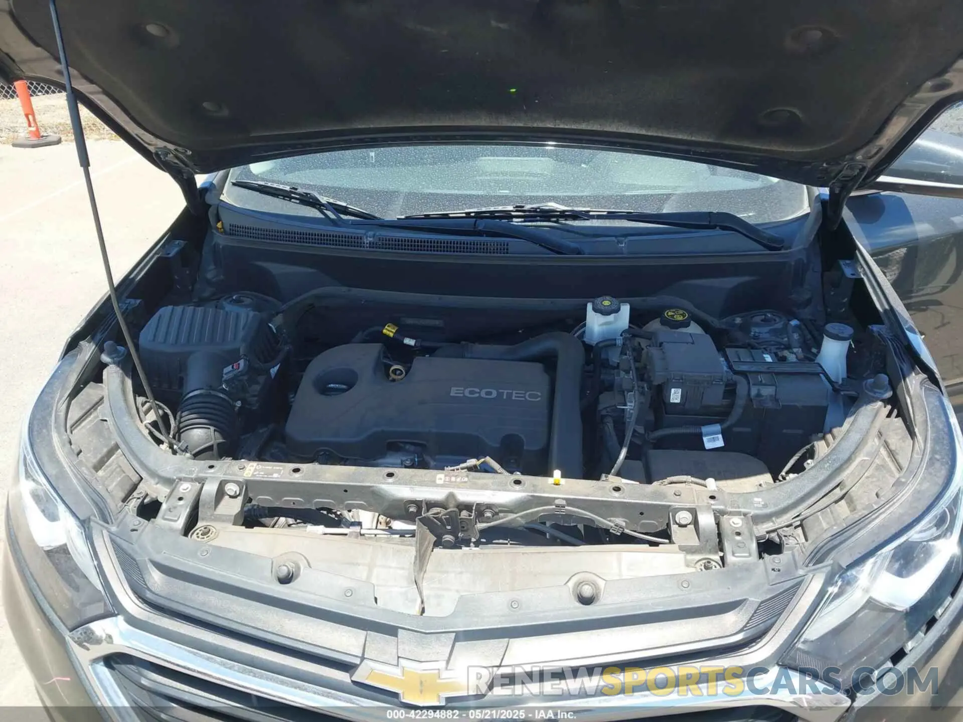 10 Photograph of a damaged car 2GNAXKEV0L6251510 CHEVROLET EQUINOX 2020