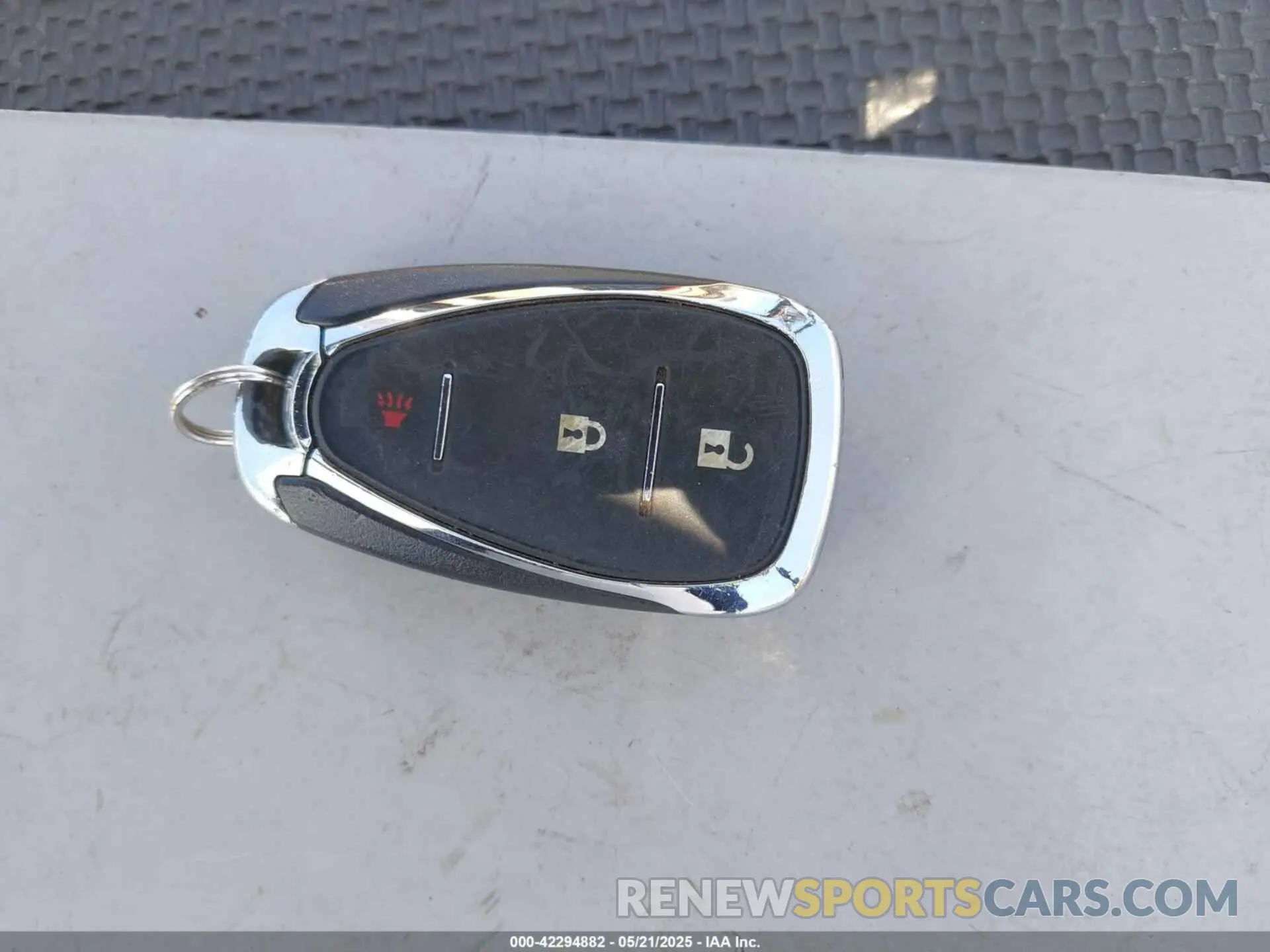 11 Photograph of a damaged car 2GNAXKEV0L6251510 CHEVROLET EQUINOX 2020
