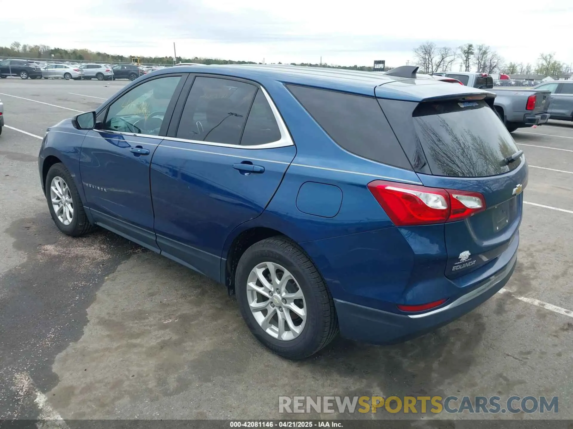 3 Фотография поврежденного автомобиля 2GNAXKEV1L6117203 CHEVROLET EQUINOX 2020