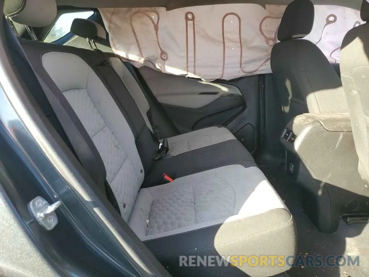 11 Photograph of a damaged car 2GNAXKEV1L6141260 CHEVROLET EQUINOX 2020