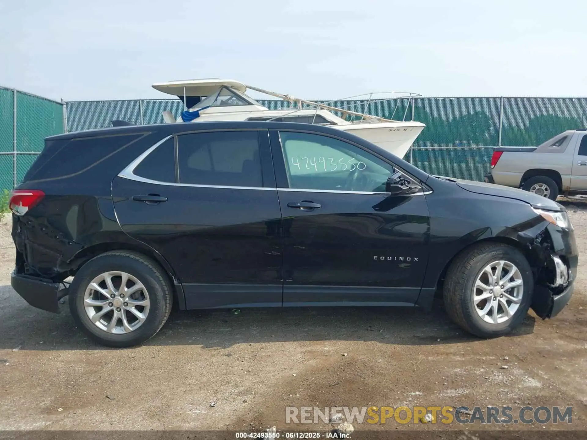 12 Photograph of a damaged car 2GNAXKEV1L6203482 CHEVROLET EQUINOX 2020
