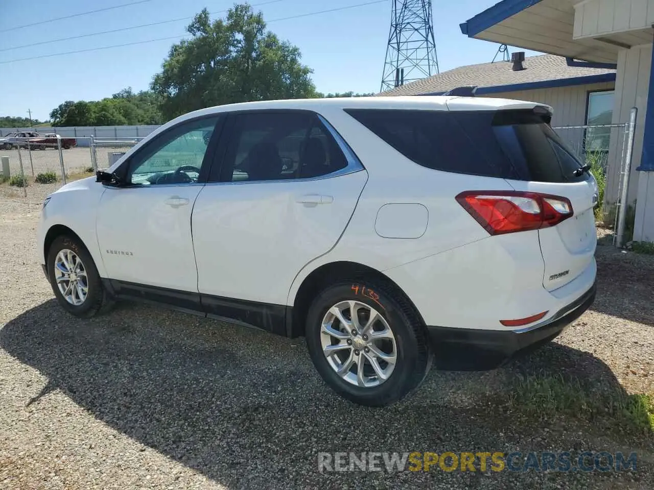 2 Фотография поврежденного автомобиля 2GNAXKEV1L6211405 CHEVROLET EQUINOX 2020