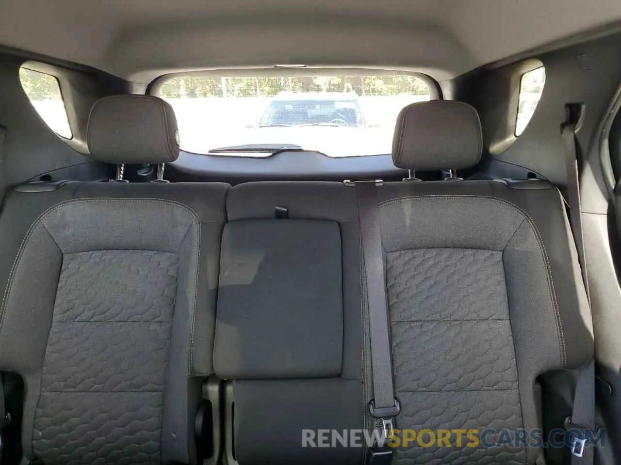10 Photograph of a damaged car 2GNAXKEV1L6217625 CHEVROLET EQUINOX 2020