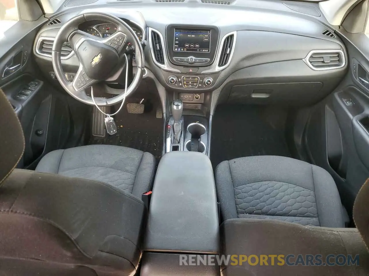 8 Фотография поврежденного автомобиля 2GNAXKEV3L6112522 CHEVROLET EQUINOX 2020