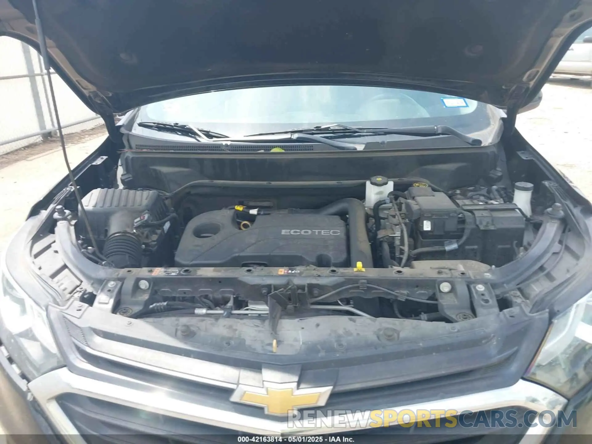 10 Photograph of a damaged car 2GNAXKEV3L6249671 CHEVROLET EQUINOX 2020