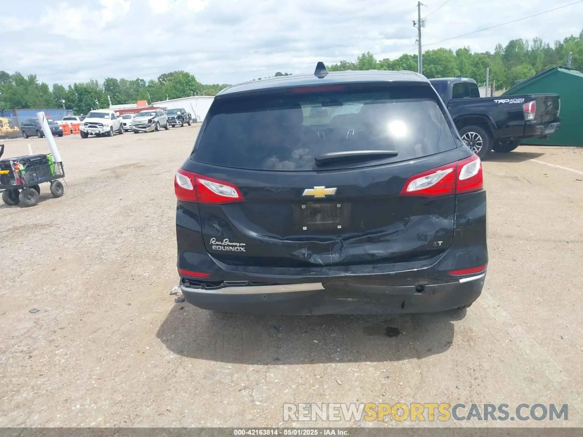 16 Photograph of a damaged car 2GNAXKEV3L6249671 CHEVROLET EQUINOX 2020