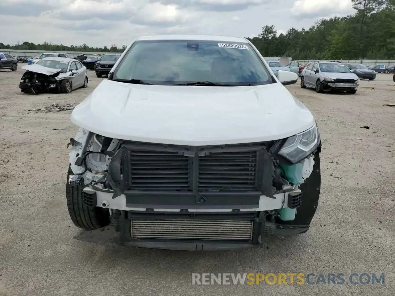 5 Фотография поврежденного автомобиля 2GNAXKEV4L6181221 CHEVROLET EQUINOX 2020