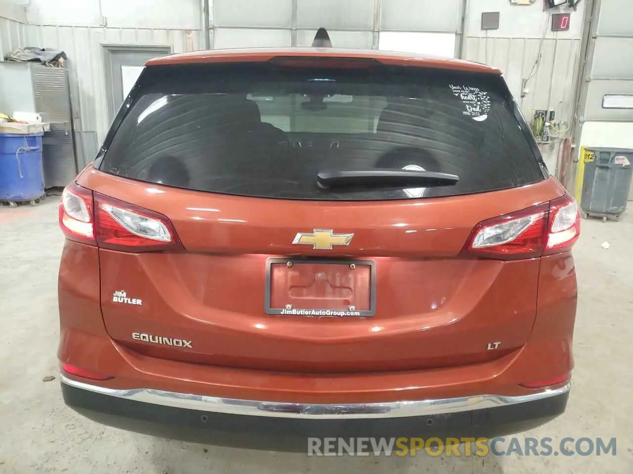 6 Photograph of a damaged car 2GNAXKEV5L6115664 CHEVROLET EQUINOX 2020