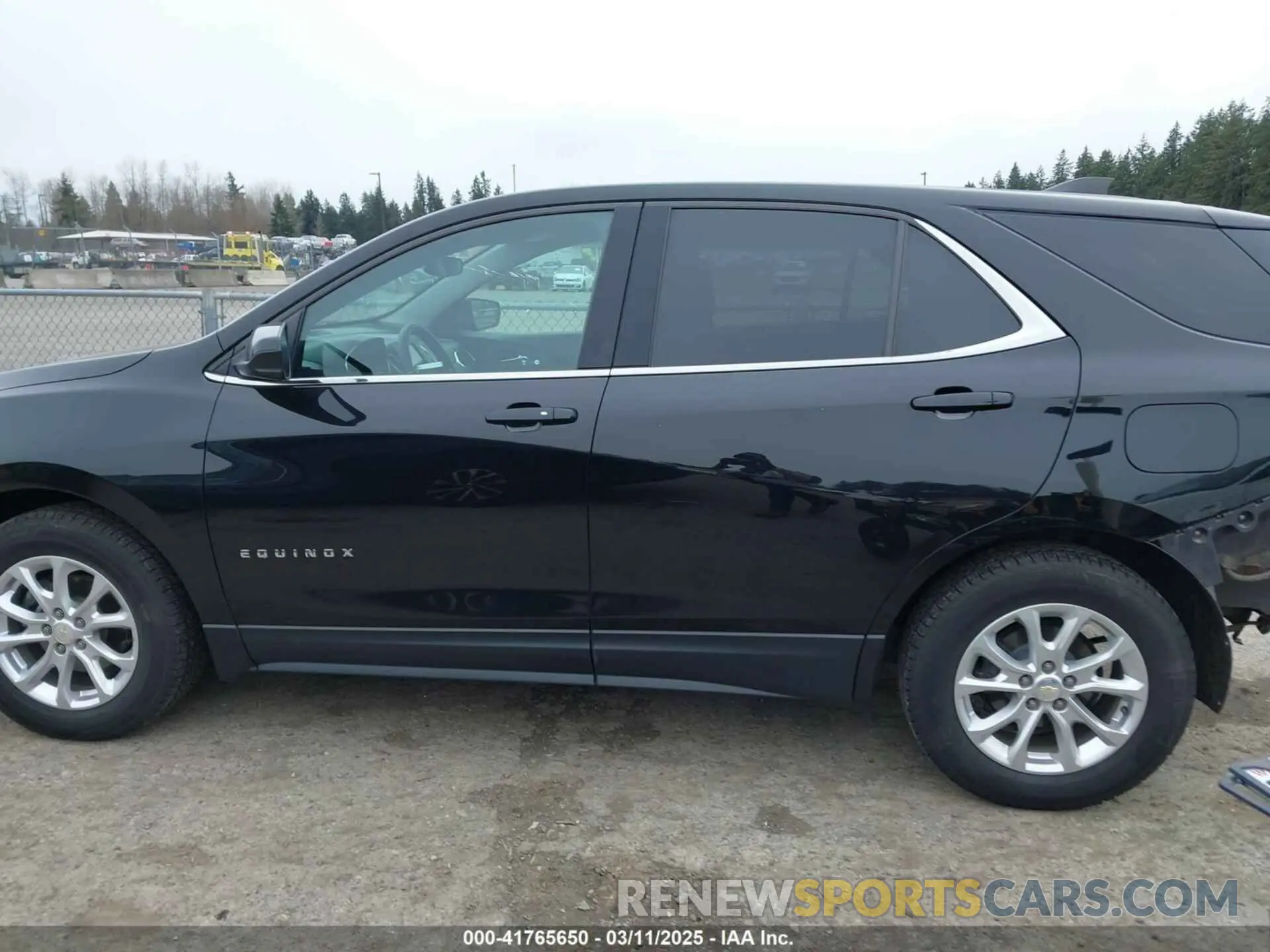 15 Photograph of a damaged car 2GNAXKEV5L6142198 CHEVROLET EQUINOX 2020