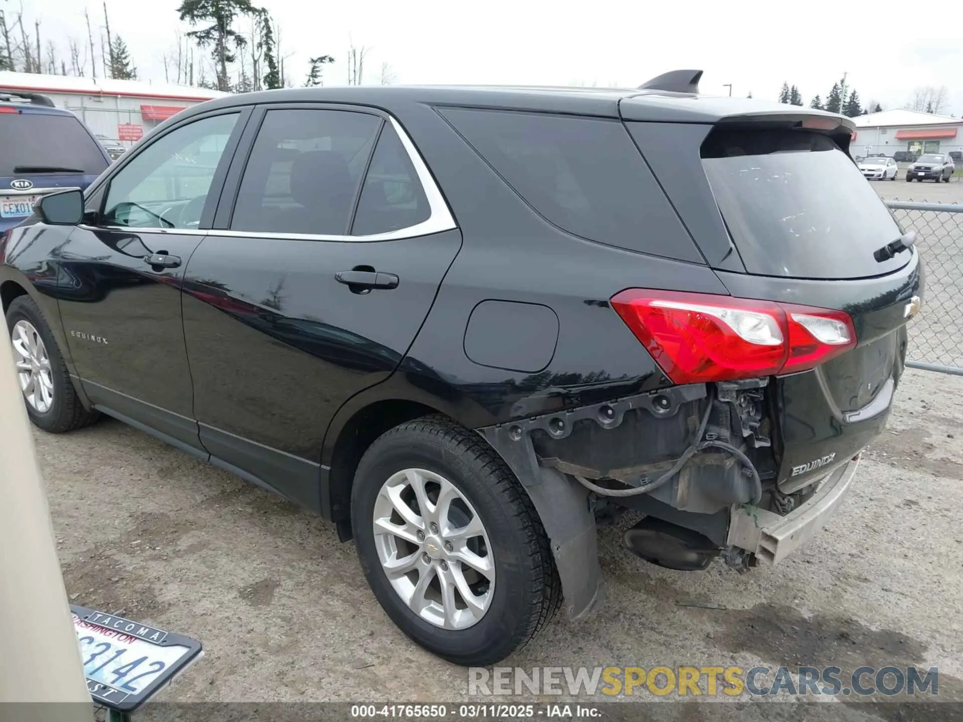 3 Photograph of a damaged car 2GNAXKEV5L6142198 CHEVROLET EQUINOX 2020
