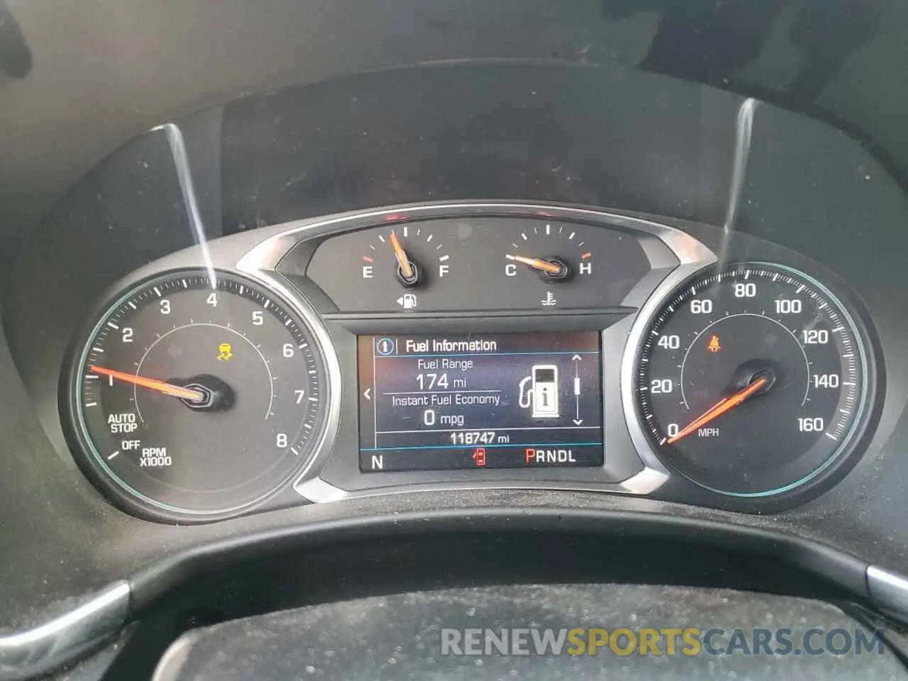 9 Photograph of a damaged car 2GNAXKEV5L6227249 CHEVROLET EQUINOX 2020