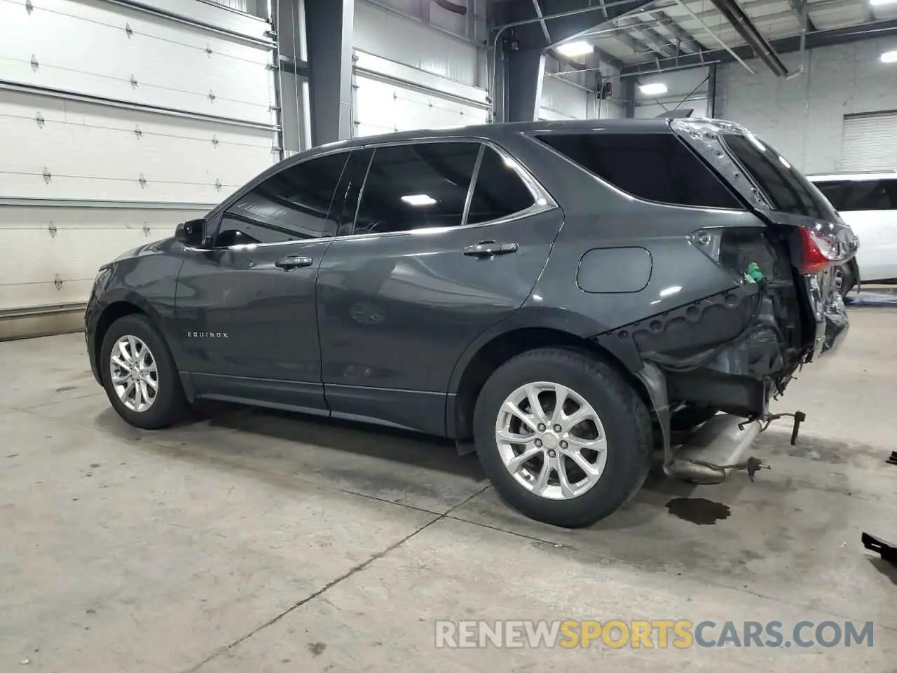2 Photograph of a damaged car 2GNAXKEV5L6233522 CHEVROLET EQUINOX 2020
