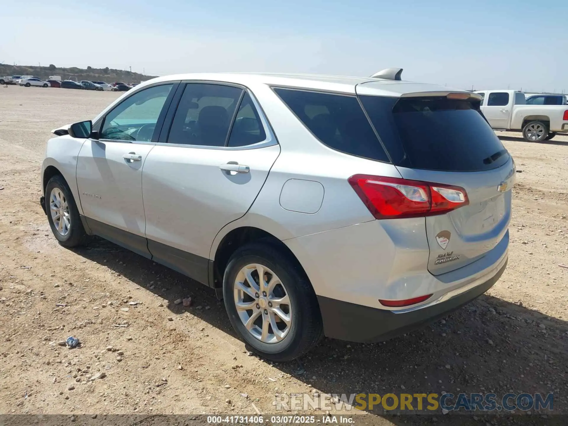 3 Photograph of a damaged car 2GNAXKEV5L6235688 CHEVROLET EQUINOX 2020
