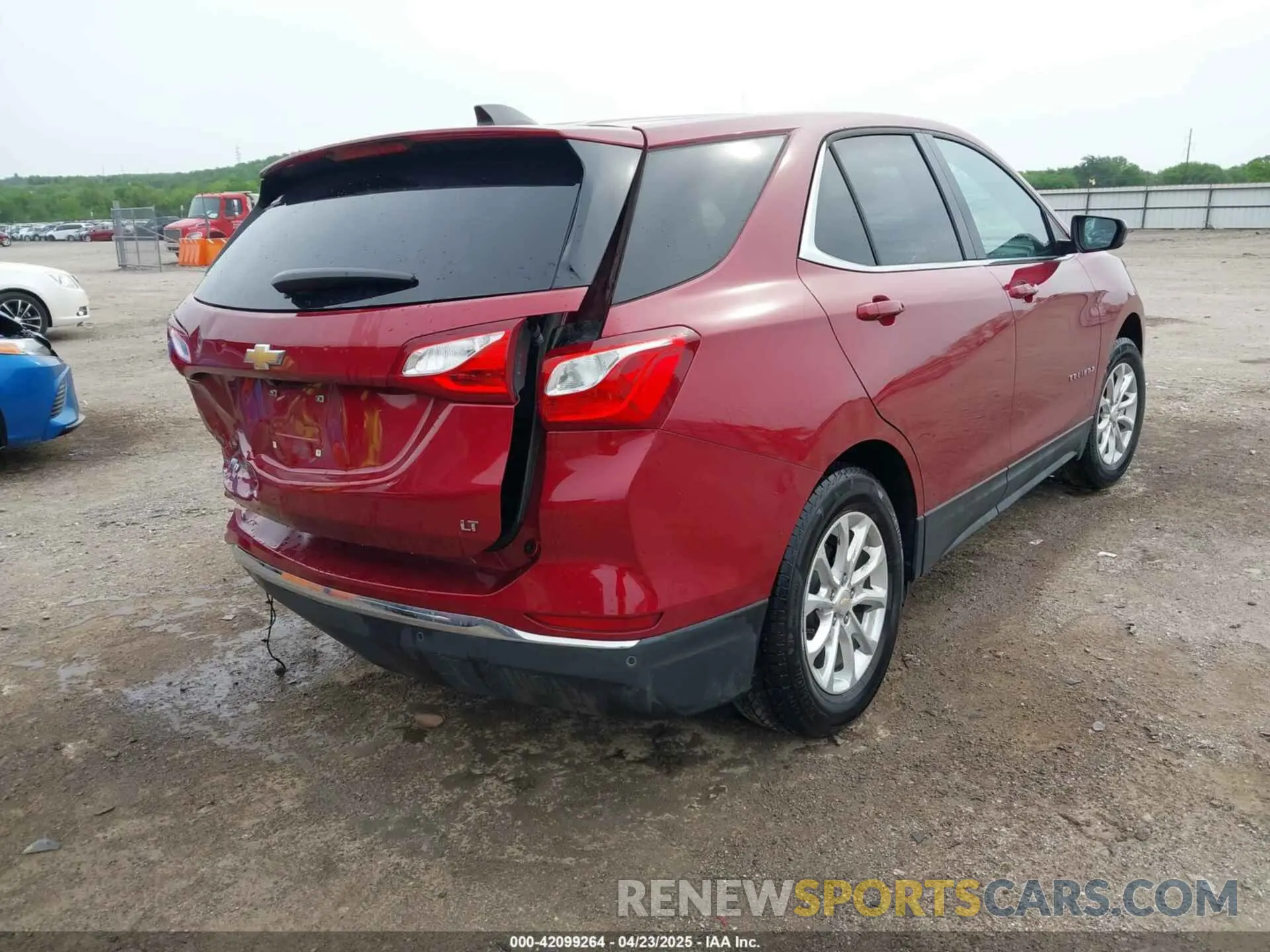 4 Фотография поврежденного автомобиля 2GNAXKEV5L6262664 CHEVROLET EQUINOX 2020