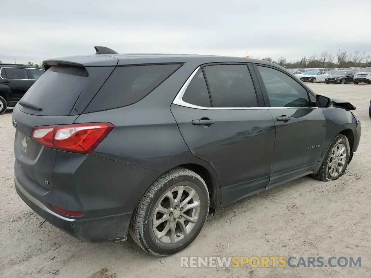 3 Фотография поврежденного автомобиля 2GNAXKEV5L6275964 CHEVROLET EQUINOX 2020
