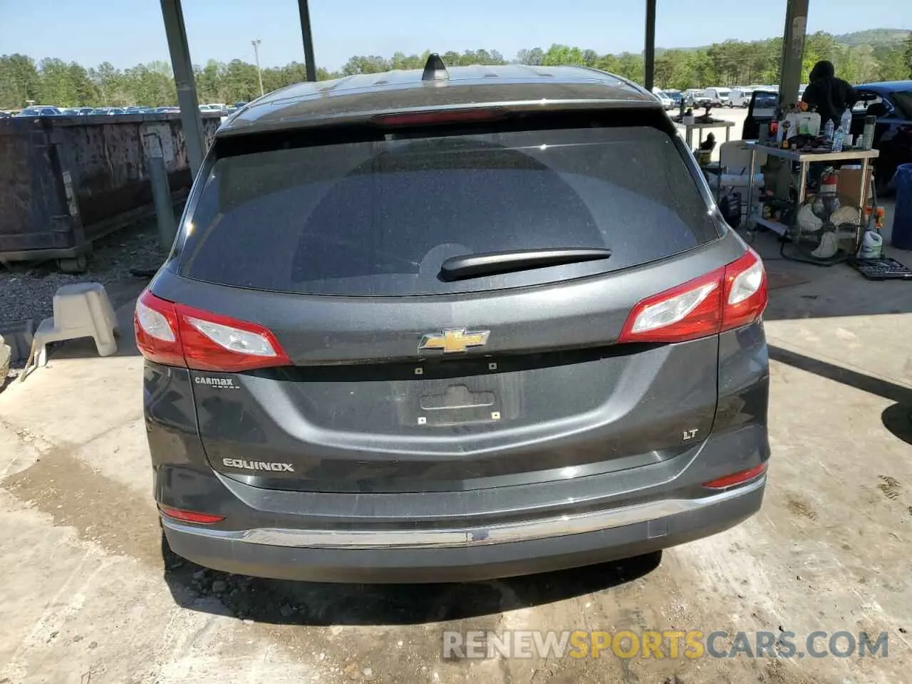 6 Photograph of a damaged car 2GNAXKEV5L6276869 CHEVROLET EQUINOX 2020