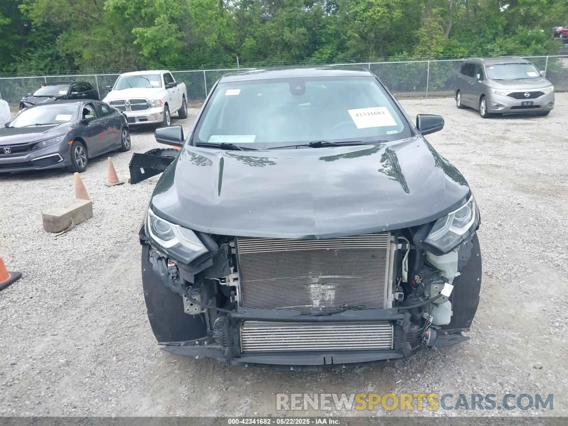 13 Фотография поврежденного автомобиля 2GNAXKEV6L6148740 CHEVROLET EQUINOX 2020