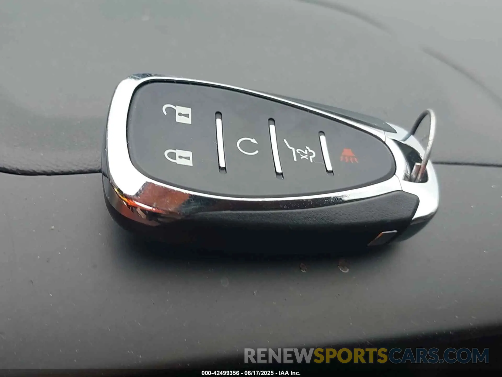 11 Photograph of a damaged car 2GNAXKEV6L6161116 CHEVROLET EQUINOX 2020