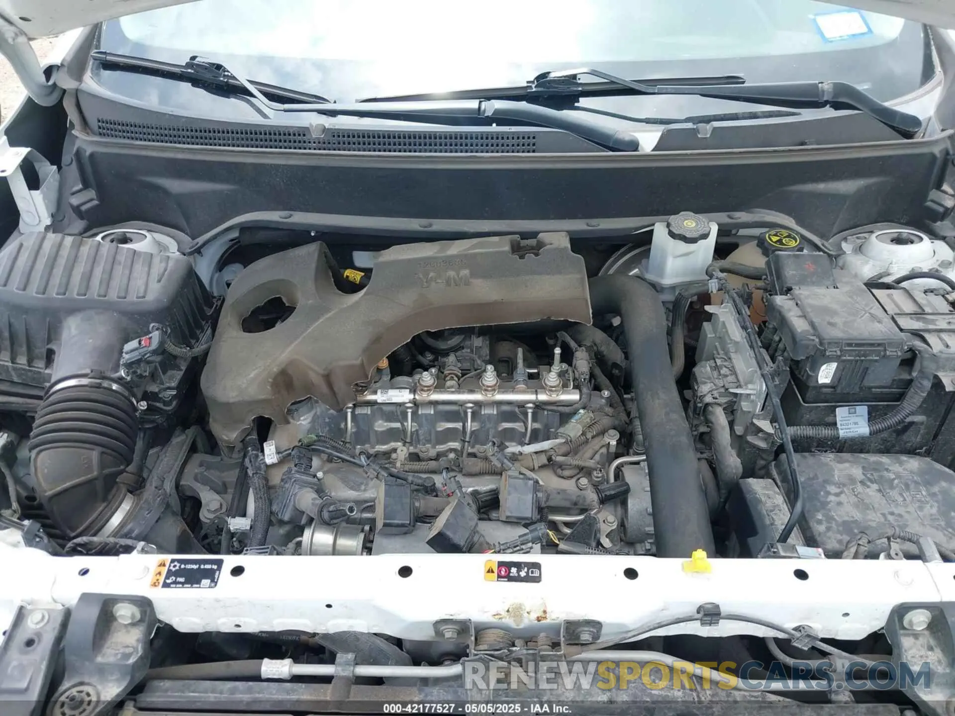 10 Photograph of a damaged car 2GNAXKEV6L6181883 CHEVROLET EQUINOX 2020